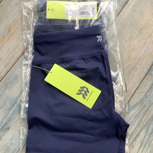 All in Motion, Core Tumble Shorts, Navy Size 7/8 - Picture 2 of 5
